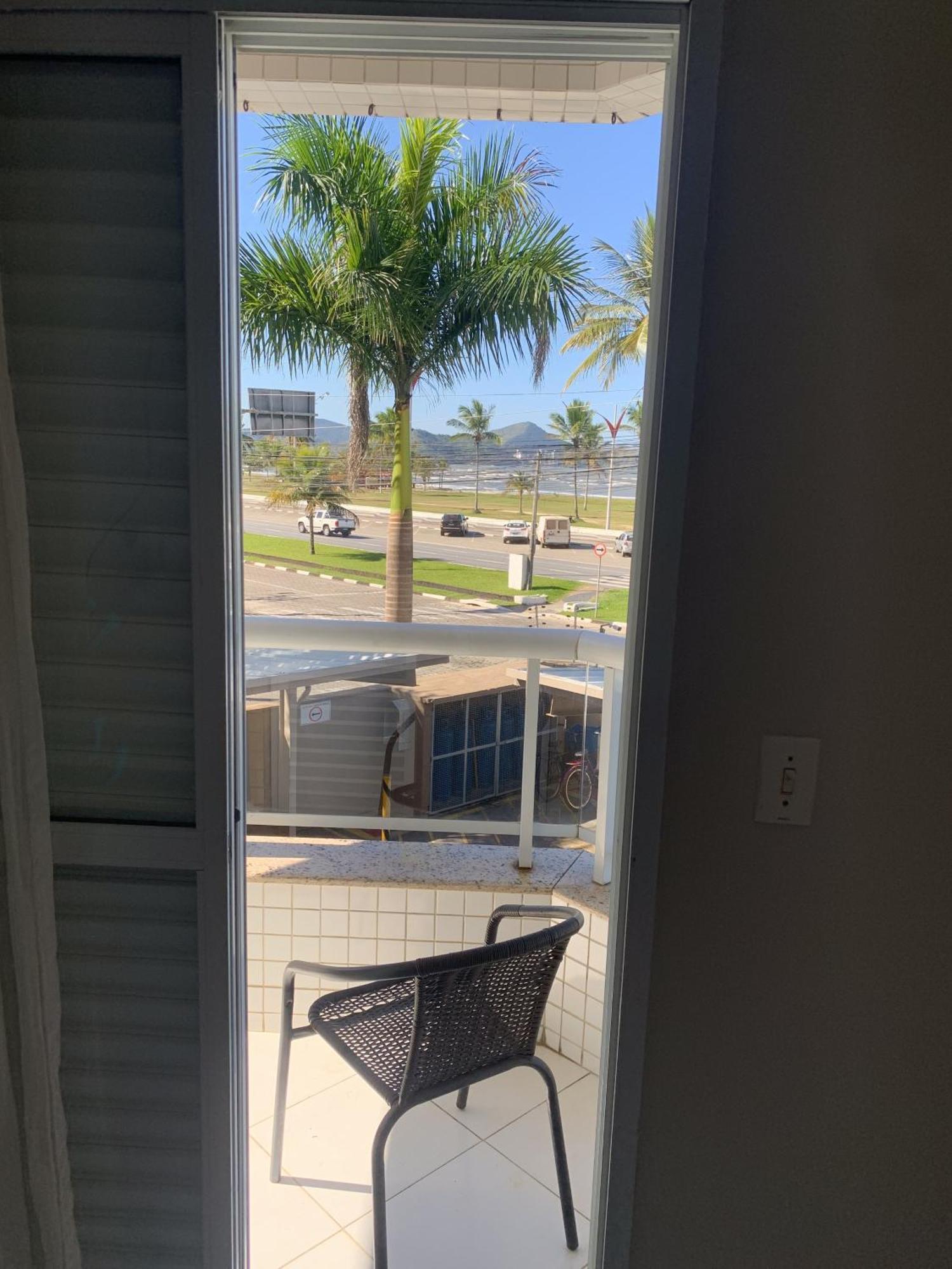Apartamento Em Caraguatatuba Em Frente A Praia Exterior foto